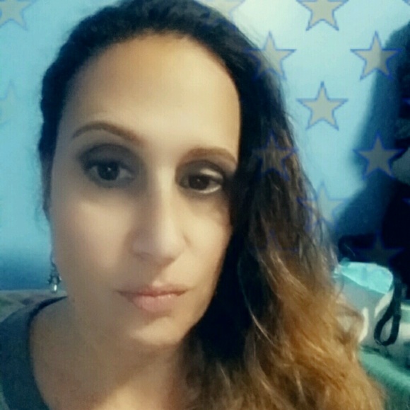 Meet your Posher, Ashley - Picture 1 of 1